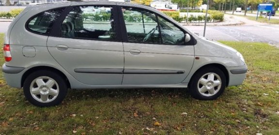 Renault Scénic - 1.6-16V Authentique - 1