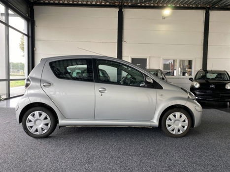 Toyota Aygo - 1.0-12V Access airco - 1