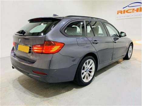 BMW 3-serie Touring - 320d Sportline Aut8 nav/leer - 1