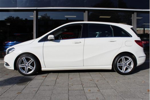 Mercedes-Benz B-klasse - 180 Ambition // NAVI // CLIMATE // LEDER INT// - 1