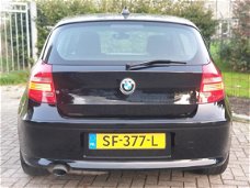 BMW 1-serie - 120i Executive BI-XENON 6 BAK CLIMA M ONDERSTEL