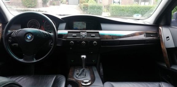 BMW 5-serie Touring - 525d Executive met APK - 1