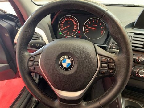 BMW 1-serie - 118i Business+ Automaat 8 Garantie, NAP vanaf €199 - 1