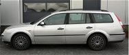 Ford Mondeo Wagon - 1.8-16V Cool Edition NIEUWE APK/CRUISE/TREKHAAK - 1 - Thumbnail