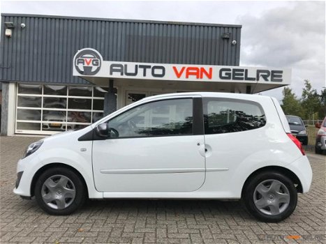 Renault Twingo - 1.5 DCI Night&Day*NAP*Airco*Nw Distribu - 1