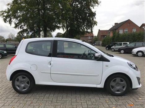 Renault Twingo - 1.5 DCI Night&Day*NAP*Airco*Nw Distribu - 1