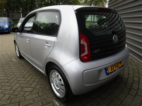 Volkswagen Up! - 1.0 60PK HIGH-UP AIRCO/CRUISE/PDC/FENDER-SOUNDSYSTEM - 1