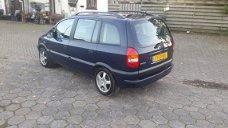 Opel Zafira - 1.6-16V Comfort