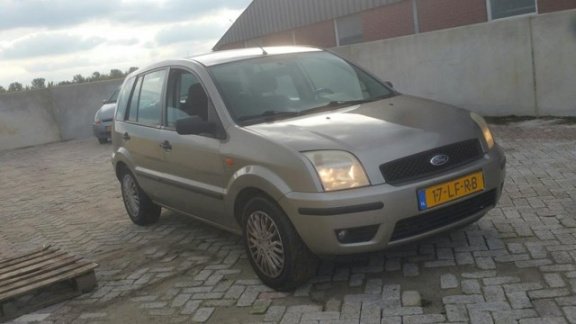 Ford Fusion - 1.4-16V Trend __ Bj 2002__ Met nieuwe apk _ - 1