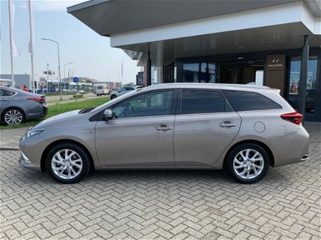 Toyota Auris Touring Sports - 1.8 Hybr. Bus. Pro Navi, Pano-dak, Camera, Pdc v+a - 1