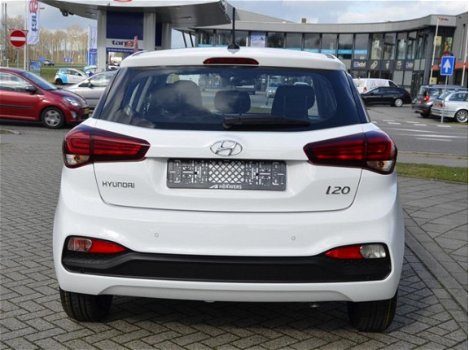 Hyundai i20 - nu met 1000, -euro Try and Buy Bonus - 1