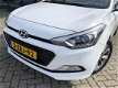 Hyundai i20 - 1.2 HP Premium *Panoramadak, Climate , Cruise Contr ol - 1 - Thumbnail