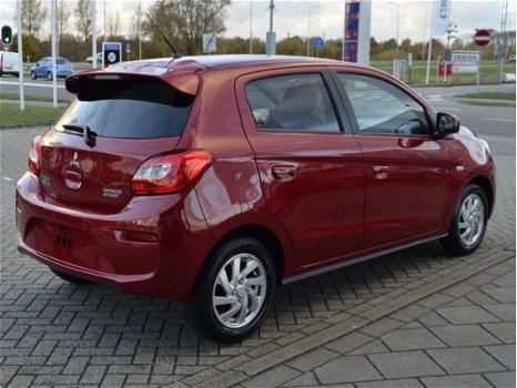 Mitsubishi Space Star - 1.0 Active MGN Navigatie 14 inch lm velgen DAB+ li cht/regensenso - 1