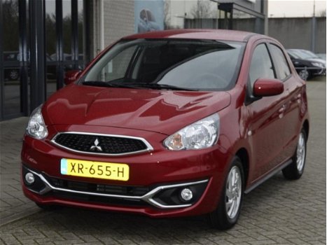 Mitsubishi Space Star - 1.0 Active navigatie airco lm velgen centraal smar tlink - 1