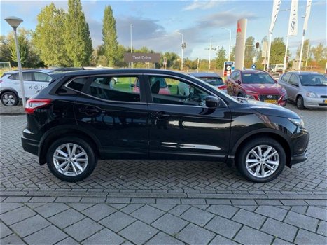 Nissan Qashqai - 1.5 dCi N-Connecta *Navigatie, Cruise Control, Blu etooth, Camera - 1