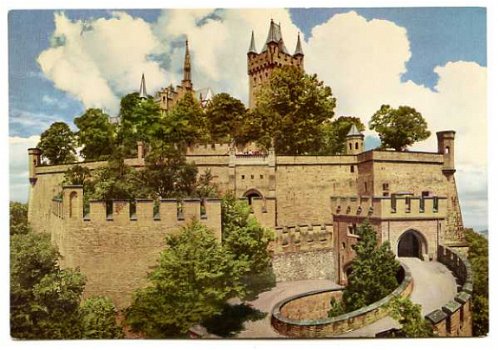 S041 Burg Hohenzollern Aufgang mit Bastion / Duitsland - 1