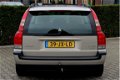 Volvo V70 - 2.4 T Ocean Race Aut ECC Schuifdak Cruise Stoelverw LMV Trekhaak Zeer nette - 1 - Thumbnail