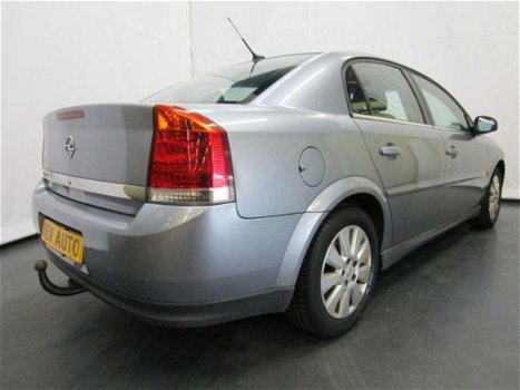 Opel Vectra - 2.2-16V Elegance Airco Navi Airco Trekhaak - 1