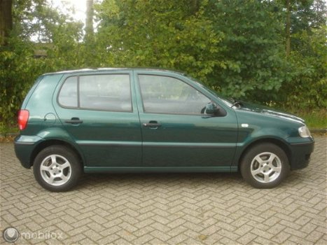 Volkswagen Polo - 1.9 SDI Trendline - 1