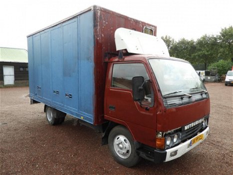 Mitsubishi Canter - FE 431ECL 3.3 Liter Laadbak Paardenwagen - 1