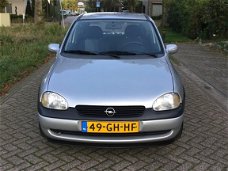 Opel Corsa - 1.2i-16V Onyx met stuurbekrachtiging en weinig echte KM'S