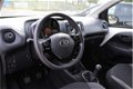 Toyota Aygo - 1.0 VVT-i x-fun | Rijklaar | Airco | 5-deurs | Bluetooth | USB/AUX | - 1 - Thumbnail