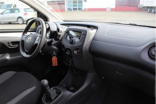 Toyota Aygo - 1.0 VVT-i x-fun | Rijklaar | Airco | 5-deurs | Bluetooth | USB/AUX | - 1