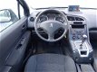 Peugeot 5008 - 1.6 e-HDi Executive Aut- 7 persoons- Panodak - Navi - Camera - ECC - 1 - Thumbnail