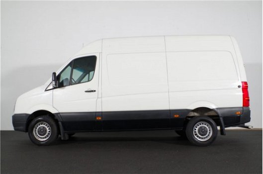 Volkswagen Crafter - 35 2.0 TDI L2H2. 165pk. Navi. Cruise. Trekhaak. 3zits. Airco. Geveerde stoel - 1