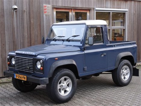 Land Rover Defender - 90 2.4 TD pick-up RHD - 1