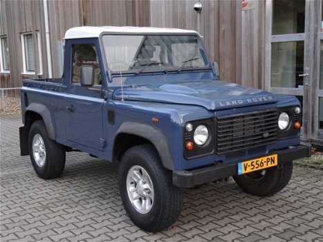 Land Rover Defender - 90 2.4 TD pick-up RHD - 1