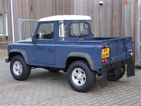 Land Rover Defender - 90 2.4 TD pick-up RHD - 1