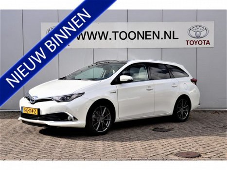 Toyota Auris - TS 1.8 Hybrid Exclusive Leder-Navigatie-Panoramadak-NL auto - 1