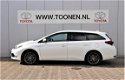 Toyota Auris - TS 1.8 Hybrid Exclusive Leder-Navigatie-Panoramadak-NL auto - 1 - Thumbnail