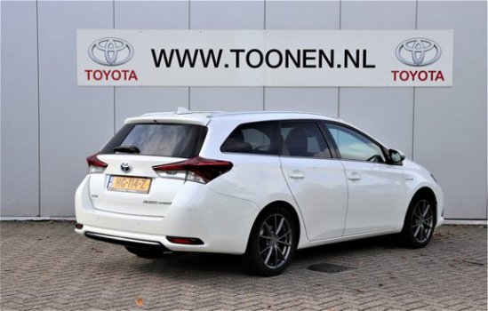 Toyota Auris - TS 1.8 Hybrid Exclusive Leder-Navigatie-Panoramadak-NL auto - 1