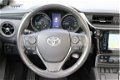 Toyota Auris - TS 1.8 Hybrid Exclusive Leder-Navigatie-Panoramadak-NL auto - 1 - Thumbnail