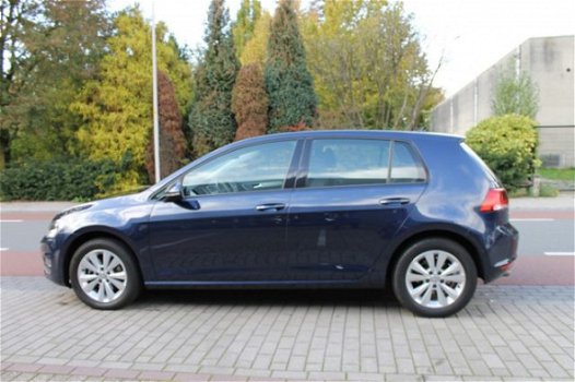 Volkswagen Golf - 1.6 TDI Comfortline - 1