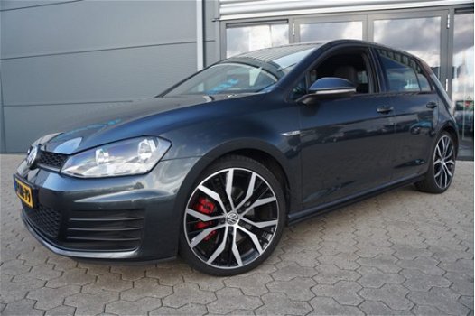 Volkswagen Golf - 2.0 TDI GTD SPORT & SOUND Navi Camera Led Pdc 1ste Eigenaar Nederlandse Auto - 1