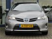 Toyota Auris Touring Sports - 1.8 Hybrid Lease+, Panoramadak / Leder / Camera + sensoren / 18'' Velg - 1 - Thumbnail