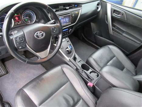 Toyota Auris Touring Sports - 1.8 Hybrid Lease+, Panoramadak / Leder / Camera + sensoren / 18'' Velg - 1