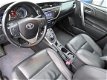 Toyota Auris Touring Sports - 1.8 Hybrid Lease+, Panoramadak / Leder / Camera + sensoren / 18'' Velg - 1 - Thumbnail