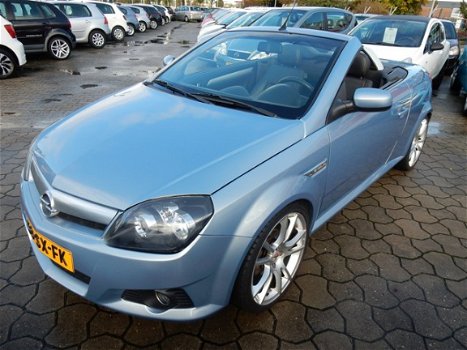 Opel Tigra TwinTop - 1.8-16V Sport NL AUTO / AIRCO / Leer / 18 inch Lm-velgen met zgan banden / - 1