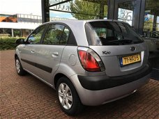 Kia Rio - Automaat/ Airco/ 1ste eigenaar/ Dealer onderhouden