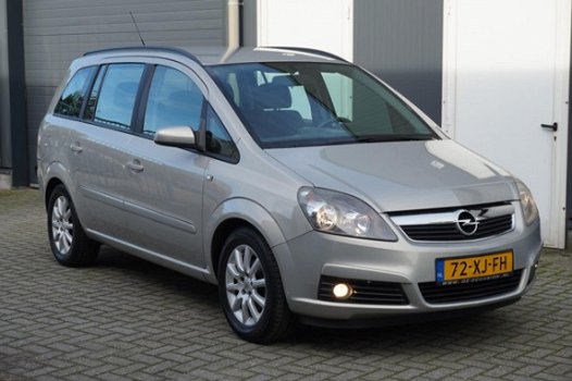 Opel Zafira - 1.8 Temptation 7 persoons - 1