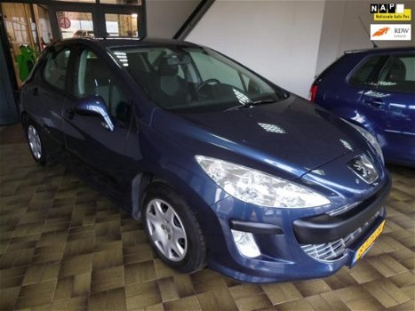 Peugeot 308 - 1.6 HDiF XS Première 2008 € 2.995.- zo mee met Apk - 1