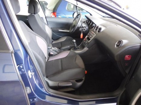 Peugeot 308 - 1.6 HDiF XS Première 2008 € 2.995.- zo mee met Apk - 1