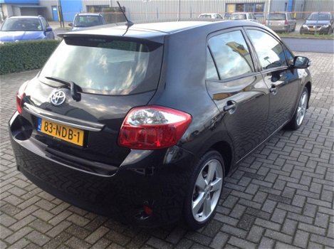 Toyota Auris - 1.8 Full Hybrid Dynamic - 1