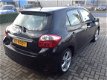 Toyota Auris - 1.8 Full Hybrid Dynamic - 1 - Thumbnail