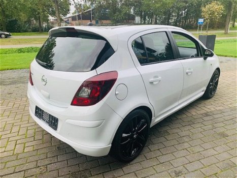 Opel Corsa - 1.4 16V 5D - 1