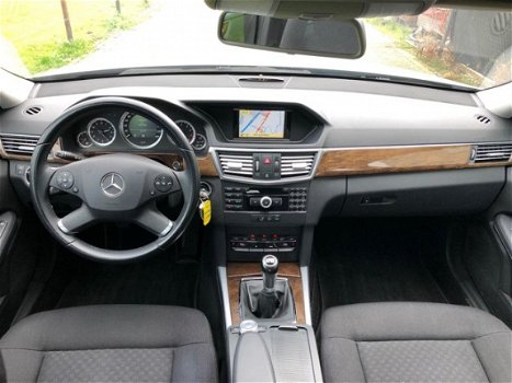 Mercedes-Benz E-klasse - 200 CGI Business Class Navi Bluetooth - 1